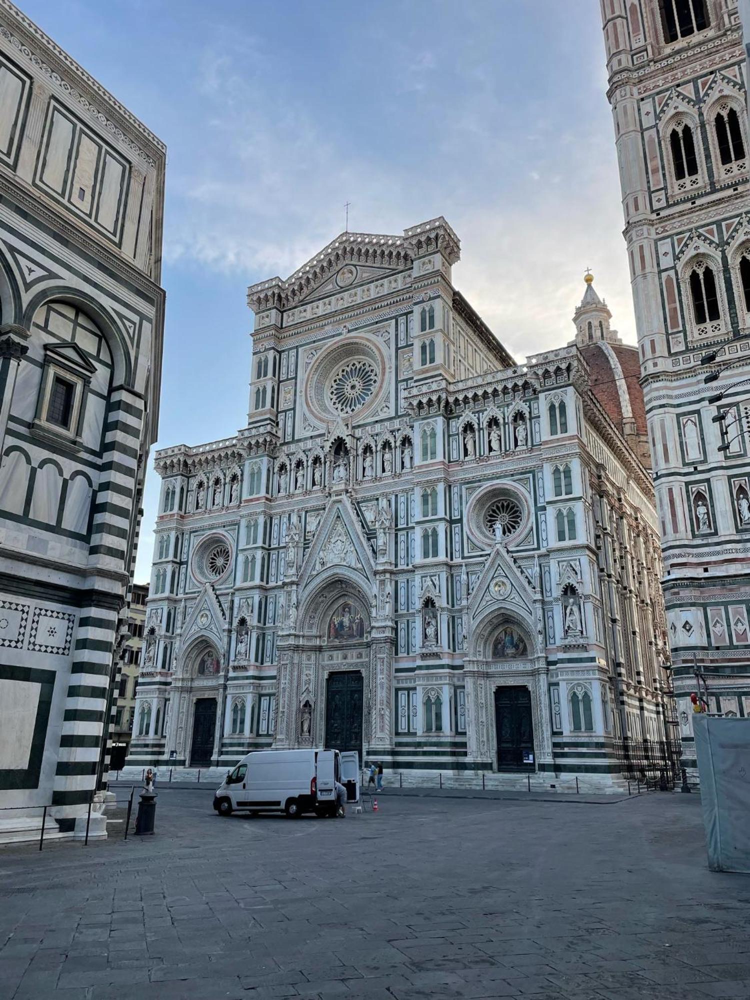 Modern Apartments In The Heart Of Firenze Bagian luar foto